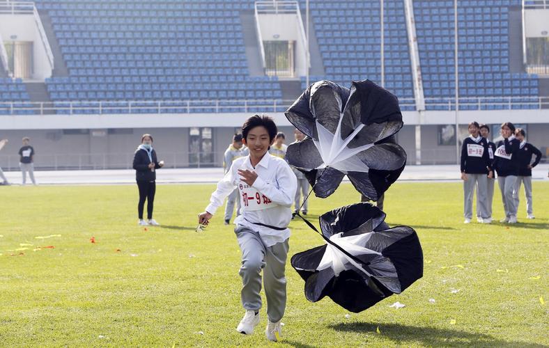 年轻选手一 年轻选手一